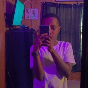 Meet your Posher, Adrian